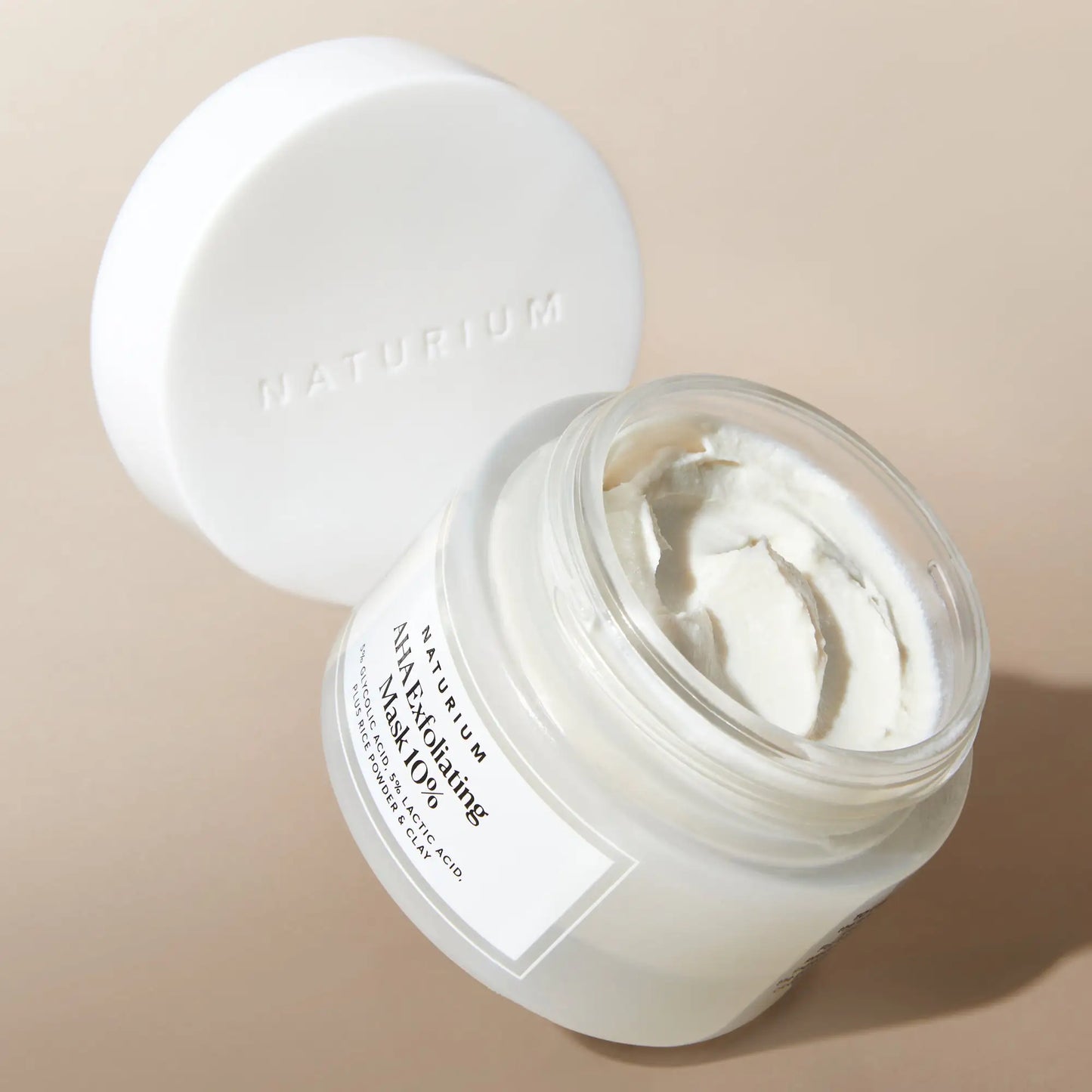 aha-exfoliating-mask-10-j0 AHAmask_0957-crop.webp
