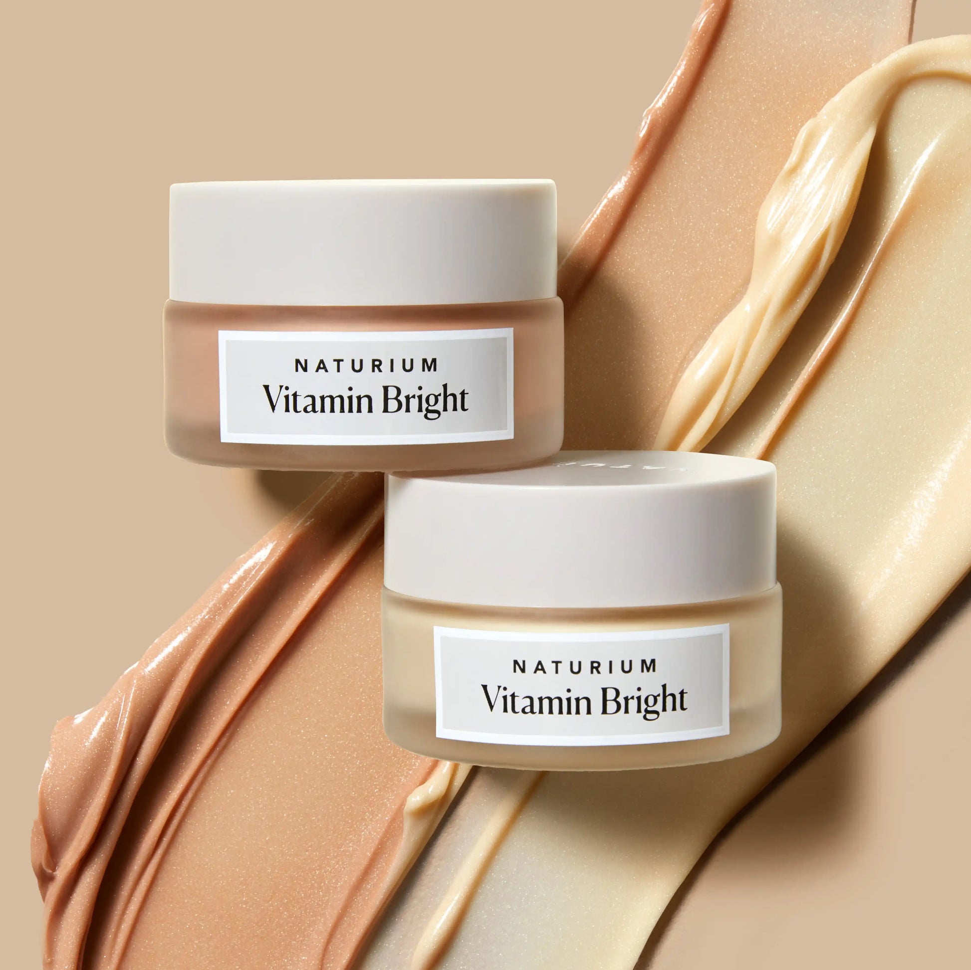 vitamin-bright-illuminating-eye-cream-g4 HR-vitaminbright_5215_revised_crop_358f212b-4c02-447b-a020-3fcecfbd39c5.webp