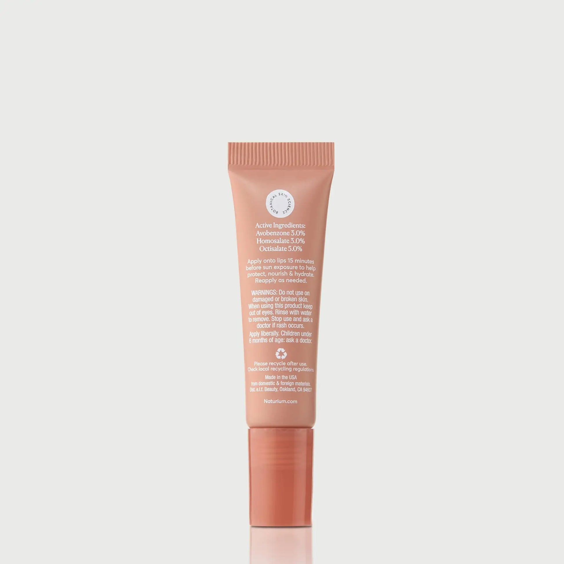 phyto-glow-lip-balm-spf-45-getaway-r9 NATR-10126_PhytoGlow_SPF_Getaway_primary_capon_back_bonebkgd_1.webp