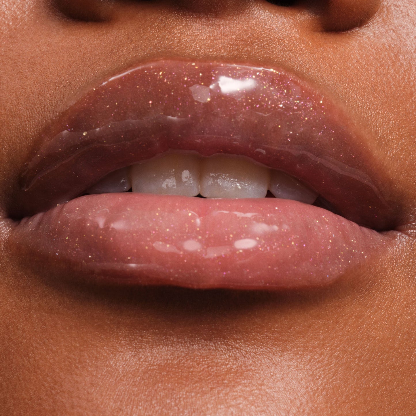 phyto-glow-lip-balm-shimmer-stardust-h1 NATR-10131-Phyto-Glow-Lip-Hover-Stardust.jpg