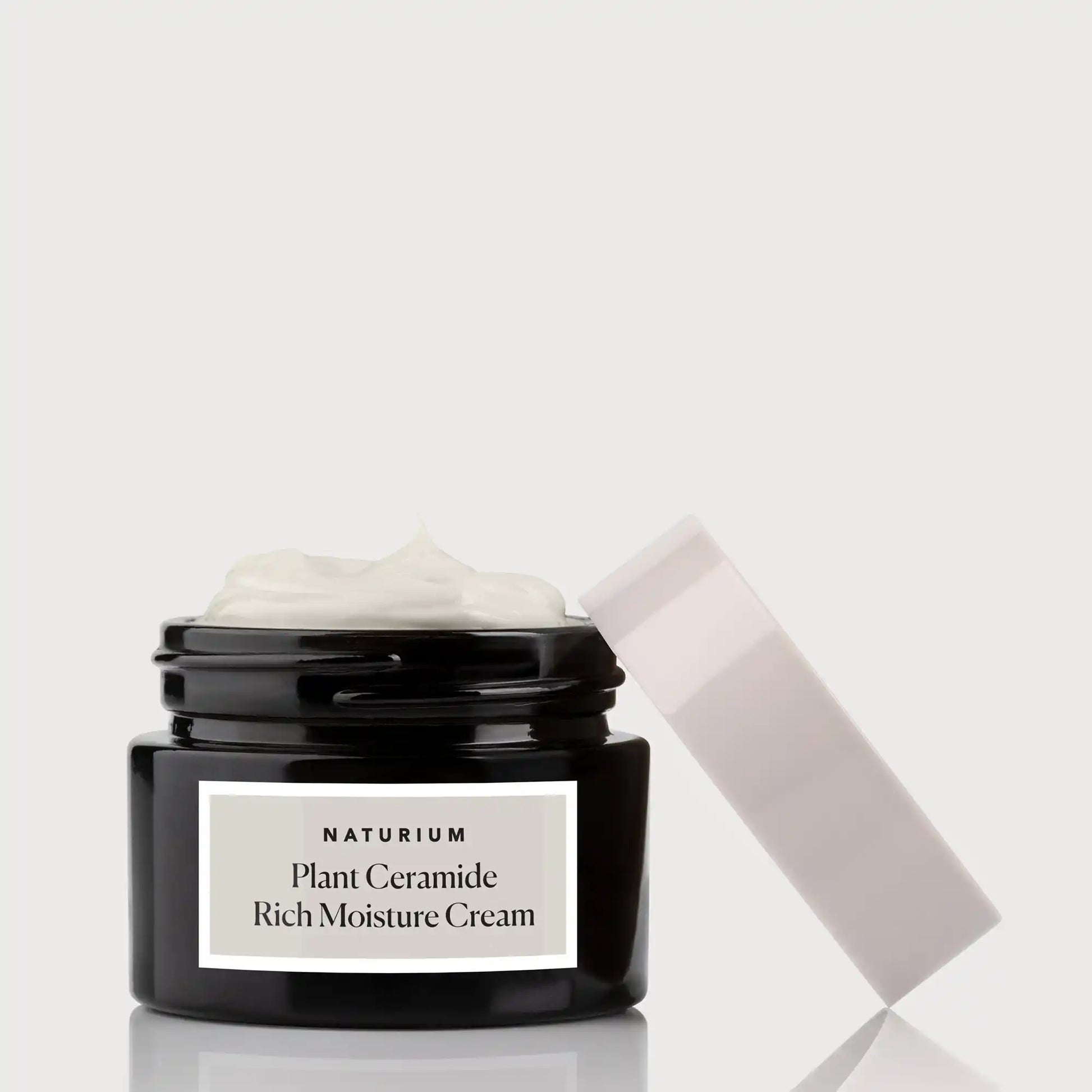 plant-ceramide-rich-moisture-cream-l0 NATR_Catalog_PCRM-Cream-CapOff.webp